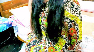 Beautiful Indian Stepbrother and Cheating Step Stepsister Sex, Real 18+ Desi Romance, Bangla Dirty Talk XXX Video