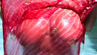 Flaming MILF enjoys the swimming pool naked