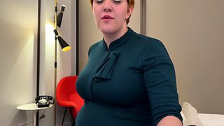 Casting Curvy: Assistant With Huge Tits Seduces Her Boss So