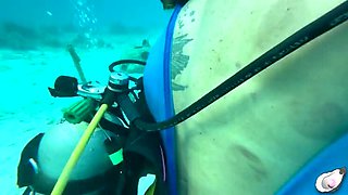 Supergirl Gets Ravaged by a Horny Octopus in Bonaire
