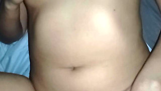 Oh My God, the Stepmother Is Riding the Cock of Her Neighbor's Lover.cumming in Her Pussy Twice.