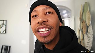A Very Brazzers Xxxmas Part 2 With Ricky Johnson, Kira Noir, Holly Day - Brazzers