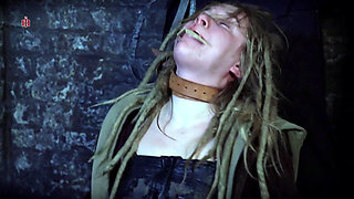 Leashed Crawling Girl - Dark House 2 #1