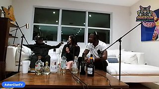 Emerald Loves Hot MILF Podcast Interview with Asherclantv