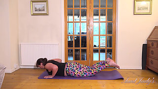 Auntjudys - Workout Time with Chubby MILF Ruby Cattrall