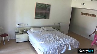 Dyke babysitter gets caught with her face in girlfriend's vagina