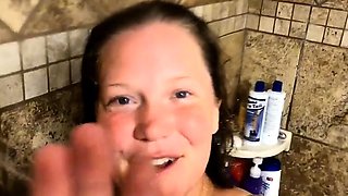 Fat Milf Masturbating and Squirting