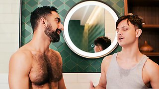 Ali Rush and Enzo Muller shower and anal sex