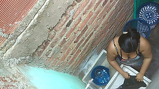 I Fuck My Neighbor's Girlfriend Who Is Very Hot and I Cum on Her Buttocks