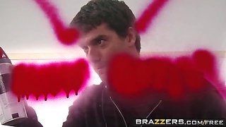 Brazzers - (Ava Addams, Lisa Ann, ramon) - splattered