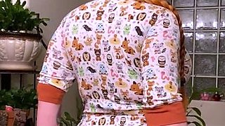 Fat Blonde BBW Ex Girlfriend masturbating and squirting