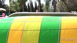 Hot Blonde MILF Lynna Nilsson Gives Poolside Blowjob in POV