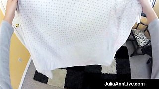 Juliaannlive movie with steamy Julia Ann from Julia Ann Live