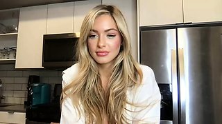 Exposed whore Petite Hannah Palmer onlyfans nude pics