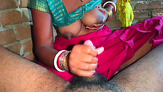 Indian desi village Suman bhabhi ne bhaiya ke lund pe boobs se doodh nikal kar muth mari aur apne chut me kala lund se chudai karwayi