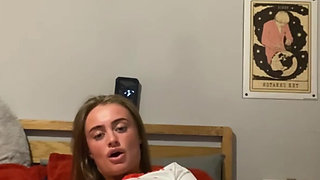 Watch this horny emo student fingers slipping deeper and moans heavily