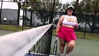 Luna Lark - Serving Luna'S Ass