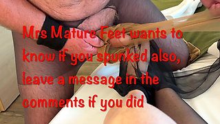 Mrs Mature Feet & Her Nylon Lover 453