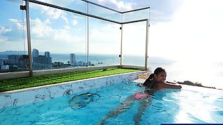 Bubble butt Thai GF first time anal fuck