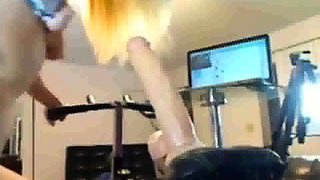 Huge pleasure on my sex bike (Isla 21yo)