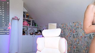 Hot Blonde Solo Toying