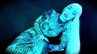 The Punishment for a Cheating Husband Is That He Becomes My Toilet - Caviar Edition