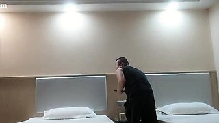Amateur couple hidden cam