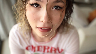 Ultra-babe Sucks My Dick Like a Chupachups