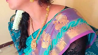 Chennai College Teacher Inba Deep Lip Kissing in Bed - Hot Indian Role Play