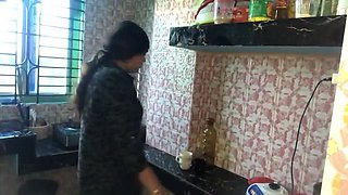Home Alone Step Siblings Kitchen Fuck - Desi Indian Girl Big Ass Doggy Style