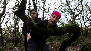 Outdoor Pegging