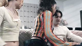 Long legs movie with erotic Demi Hawks and Ravyn Alexa from Pure Taboo