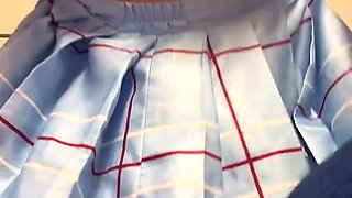 Hot Turkish Girl Melek Is Screaming as She Orgasms!