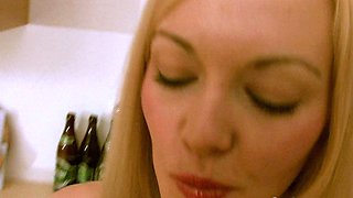 The horny blonde wants some sweet cum