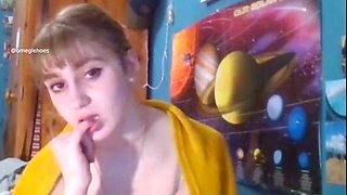 Hot Omegle Girl masturbates with Stranger
