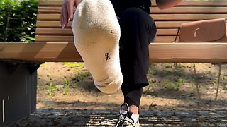 Close up amateur beauty uses her toy to masturbates