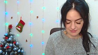 Brunette amateur babe in sweater chats on webcam show