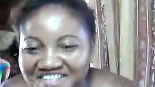 Black African Webcam Girl Nirina from Sambava, Madagascar
