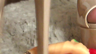 Sadistic Toy Crush Fun for Naughty Blonde Amber!