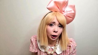 Blonde emo amateur solo masturbation