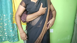 Mallu Girl Boy Romance, Mallu Girl Saree Drop Romance, Mallu Couple Romantic Fun, Malayali Couple Romance in Hotel