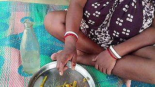 Desi bhabhi gets drunk and enjoys a hot session with her lover