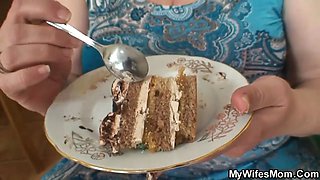 Wife sees huge mother in law rides his cock
