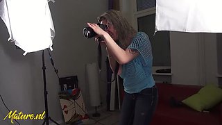 Horny Photographer Couldn&#039;t Contain Herself &amp; Started Sucking Dick