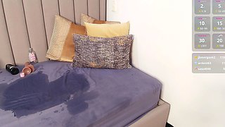 Chubby Brunette Big Boobs Dildo Masturbation