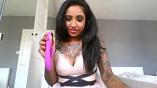 Babysitter Begs for Job// Creampie Pussy