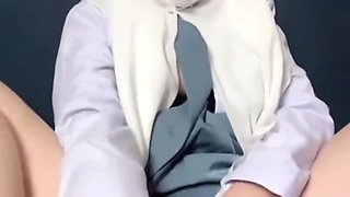 Girl Comes Home From School Colmek To Squirt