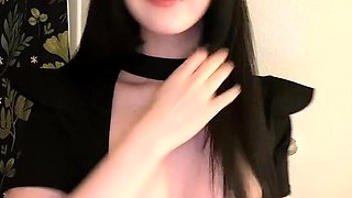 Amateur Webcam Teen Masturbates And Teases