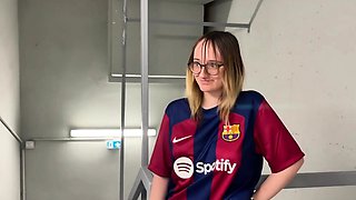 - Barcelona Supporter Fucked By PSG Fans!