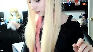 Romanian amateur webcam teen masturbate